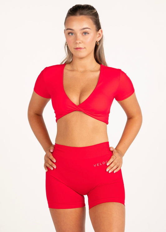 SHORT SLEEVE TWIST CROP - RED