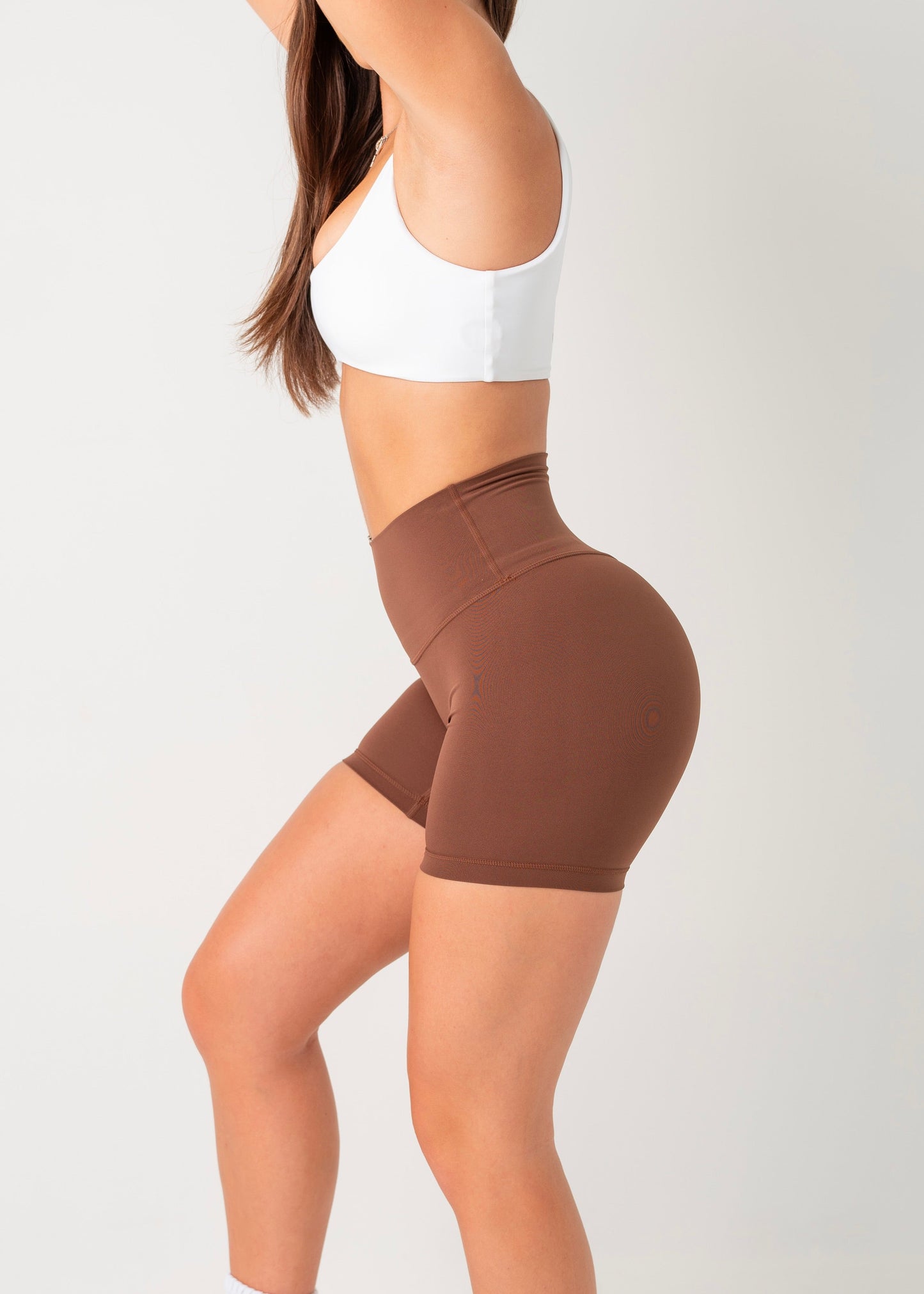 PERFORMANCE SHORTS - WARM CHOCOLATE