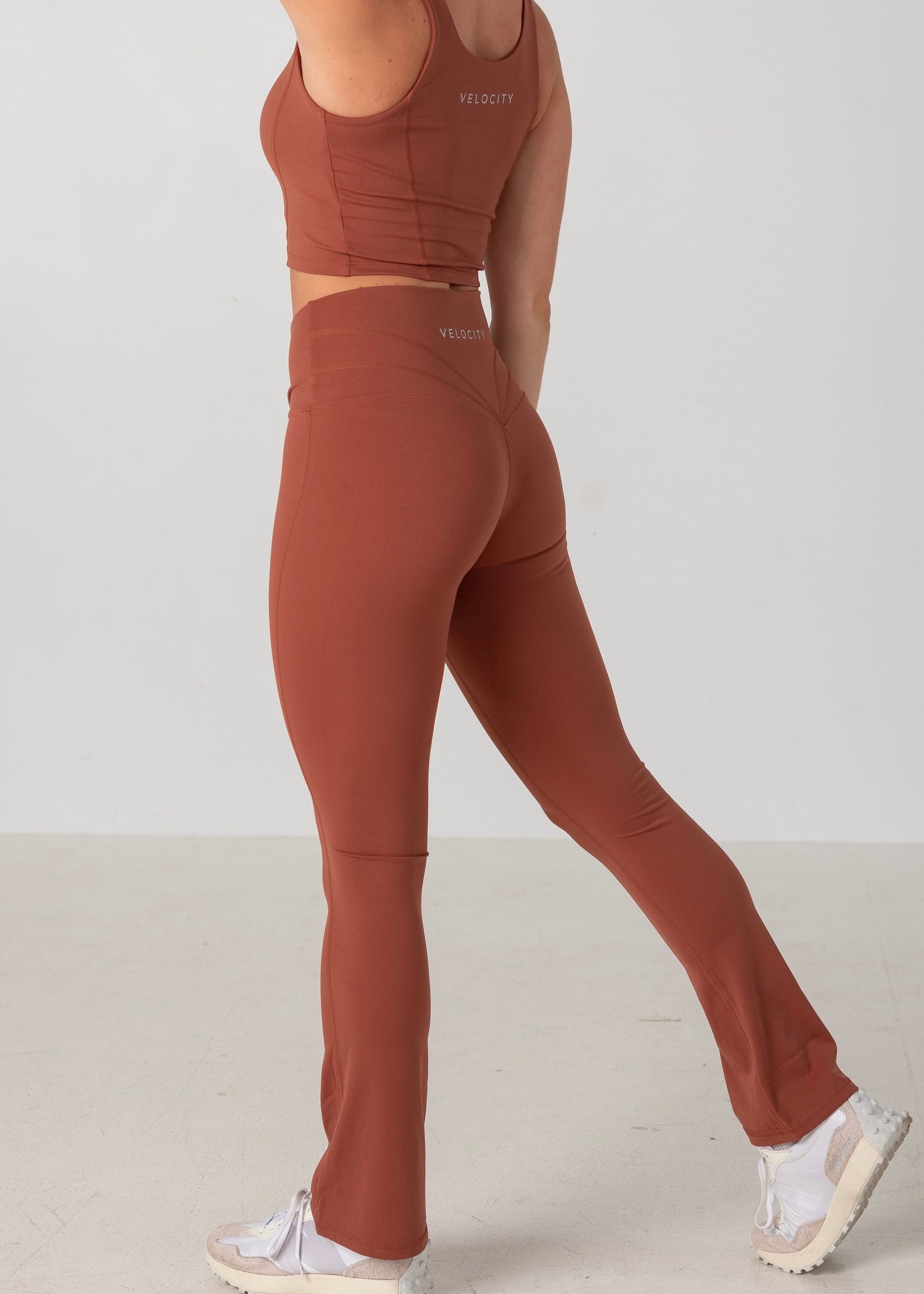LOLA FLARED LEGGINGS - RUST