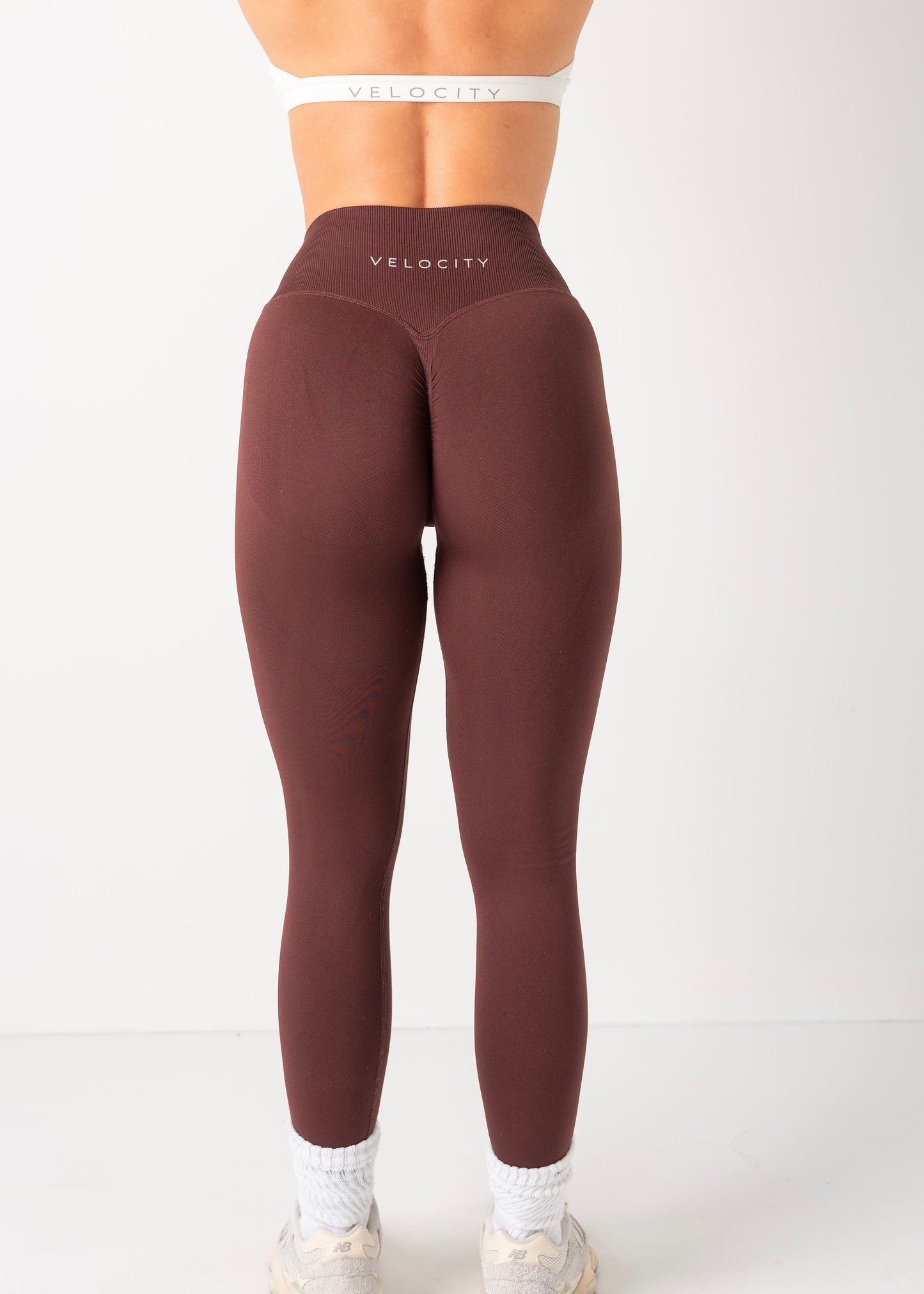 ULTIMATE SEAMLESS SCRUNCH LEGGINGS 3.0 - ESPRESSO