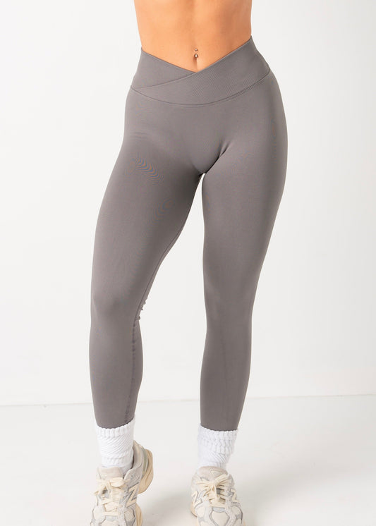 ULTIMATE SEAMLESS SCRUNCH LEGGINGS 3.0 - STEEL