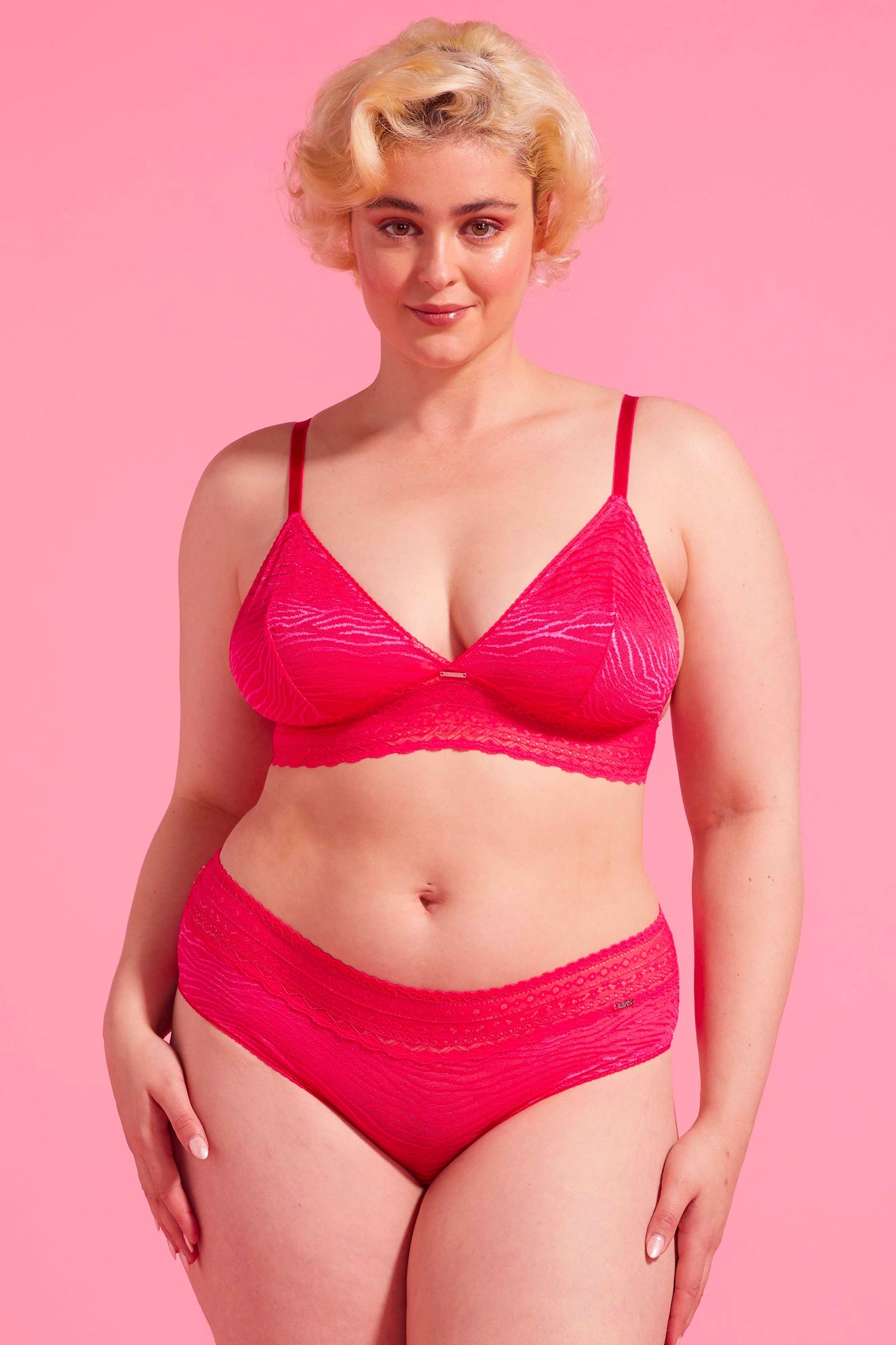 Sparkling Cosmo Lace Boyleg Set