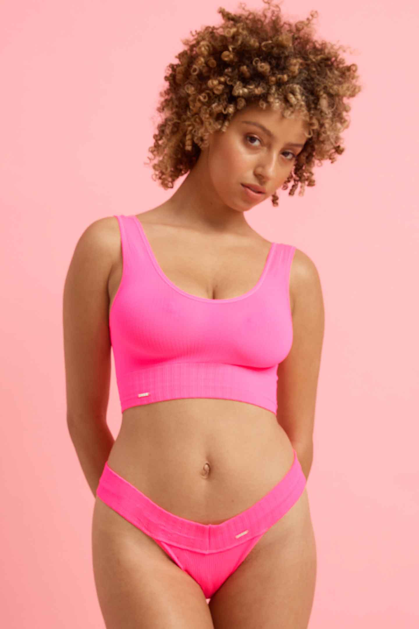 Knockout Pink Ribbed Seamfree G-string