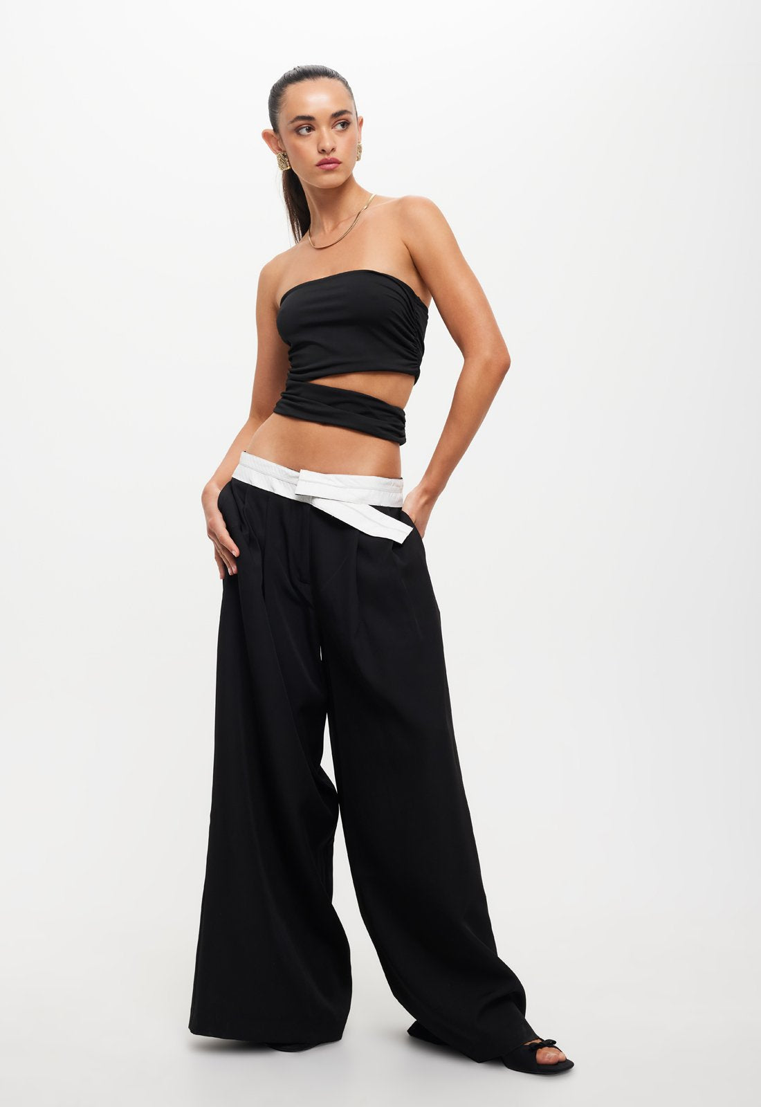 ESSENCE TOP - ONYX