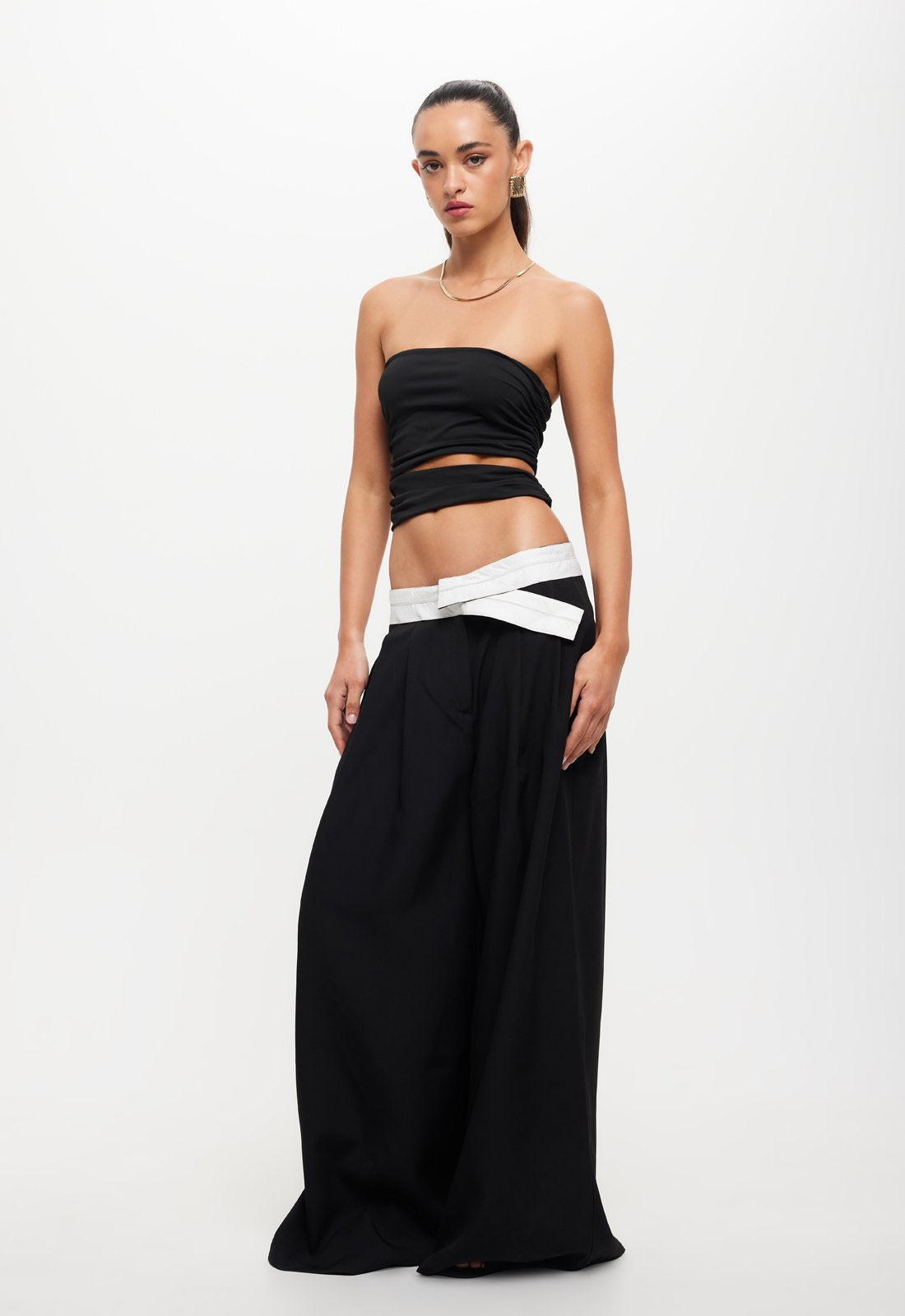 ESSENCE TOP - ONYX