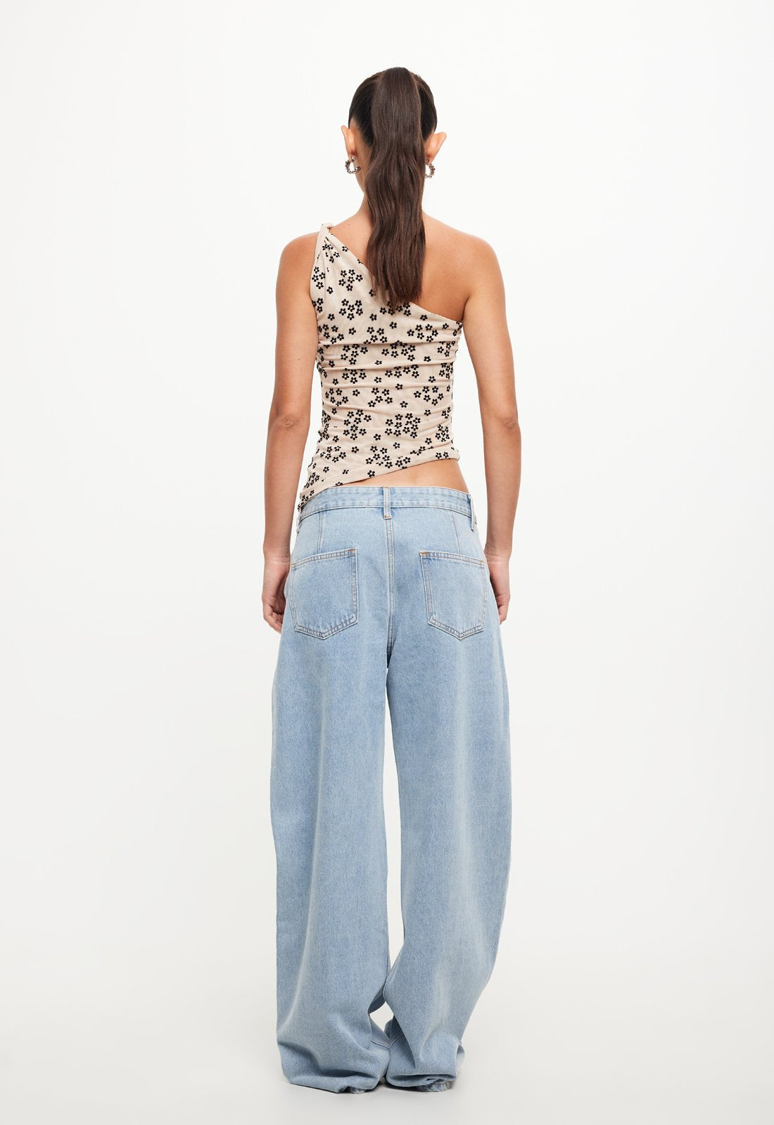 UNVEILING ONE SHOULDER TOP - BEIGE FLORAL