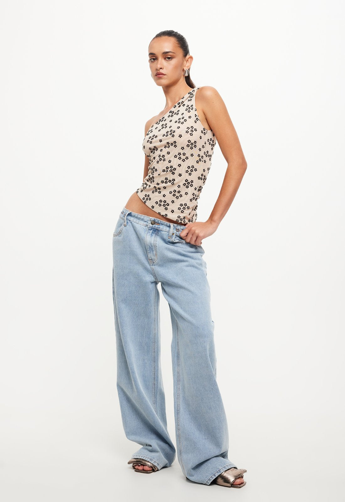 UNVEILING ONE SHOULDER TOP - BEIGE FLORAL