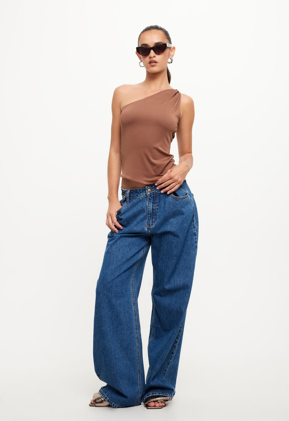 UNVEILING ONE SHOULDER TOP - CHOCOLATE
